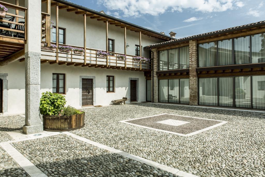 Aparthotel Cascina La Palazzina Saló Exterior foto